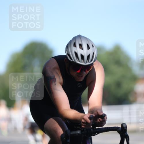 17.08.2025 - KN Förde Triathlon 2025 Yannick Fuchs http://msf.ph/oto/8625323 17.08.2025 11:47:28 Radfahren 285, 353, 354, 368, 614, 624, 629, 630, 635, 639, 354, 623, 639 meine-sportfotos.de