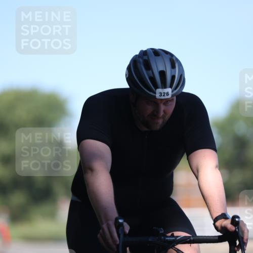 17.08.2025 - KN Förde Triathlon 2025 Yannick Fuchs http://msf.ph/oto/8625358 17.08.2025 11:47:56 Radfahren 326, 352, 627, 352, 361, 372, 601, 609, 626, 636 meine-sportfotos.de