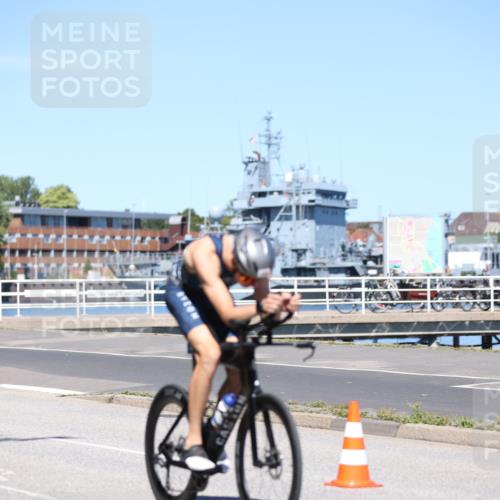 17.08.2025 - KN Förde Triathlon 2025 Yannick Fuchs http://msf.ph/oto/8625405 17.08.2025 12:43:27 Radfahren 402, 408 meine-sportfotos.de