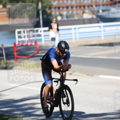 17.08.2025 - KN Förde Triathlon 2025 Yannick Fuchs http://msf.ph/oto/8625454 17.08.2025 12:46:26 Radfahren 406, 414, 418, 548 meine-sportfotos.de
