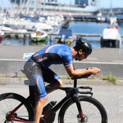 17.08.2025 - KN Förde Triathlon 2025 Yannick Fuchs http://msf.ph/oto/8625459 17.08.2025 12:46:27 Radfahren 406, 414, 418, 548, 548 meine-sportfotos.de