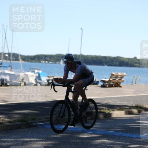 17.08.2025 - KN Förde Triathlon 2025 Yannick Fuchs http://msf.ph/oto/8625476 17.08.2025 12:48:32 Radfahren 420, 442 meine-sportfotos.de