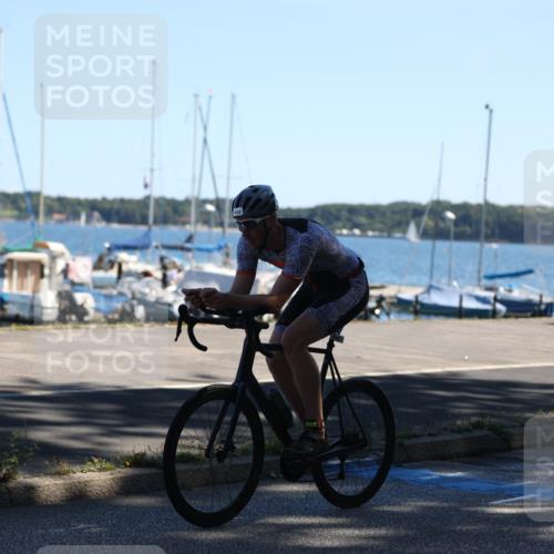 17.08.2025 - KN Förde Triathlon 2025 Yannick Fuchs http://msf.ph/oto/8625477 17.08.2025 12:48:33 Radfahren 420, 442 meine-sportfotos.de