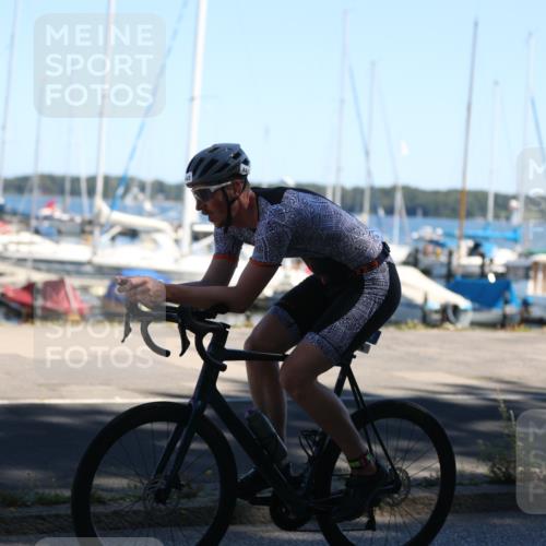 17.08.2025 - KN Förde Triathlon 2025 Yannick Fuchs http://msf.ph/oto/8625479 17.08.2025 12:48:33 Radfahren 420, 442 meine-sportfotos.de