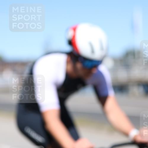 17.08.2025 - KN Förde Triathlon 2025 Yannick Fuchs http://msf.ph/oto/8625491 17.08.2025 12:48:38 Radfahren 420, 442 meine-sportfotos.de