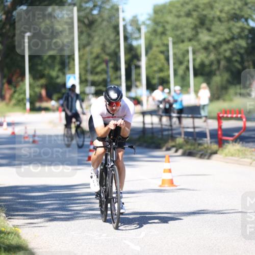 17.08.2025 - KN Förde Triathlon 2025 Yannick Fuchs http://msf.ph/oto/8625496 17.08.2025 12:48:56 Radfahren 415 meine-sportfotos.de