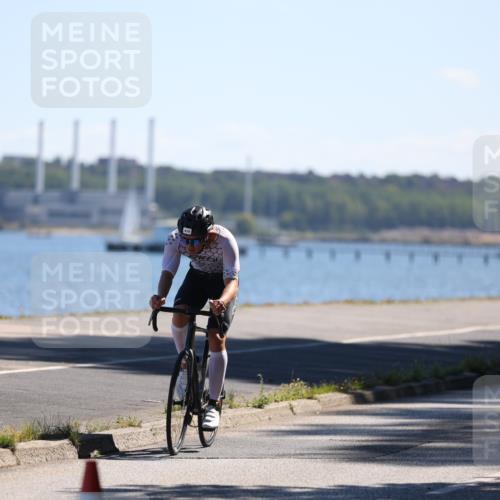17.08.2025 - KN Förde Triathlon 2025 Yannick Fuchs http://msf.ph/oto/8625500 17.08.2025 12:49:06 Radfahren 422, 439, 415 meine-sportfotos.de