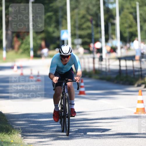 17.08.2025 - KN Förde Triathlon 2025 Yannick Fuchs http://msf.ph/oto/8625513 17.08.2025 12:49:11 Radfahren 419, 422, 439 meine-sportfotos.de