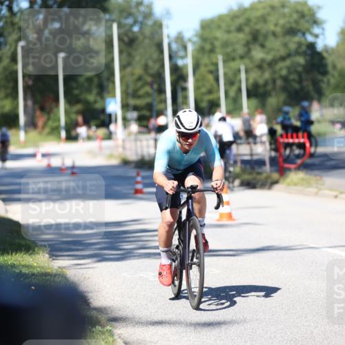 17.08.2025 - KN Förde Triathlon 2025 Yannick Fuchs http://msf.ph/oto/8625516 17.08.2025 12:49:12 Radfahren 419, 422, 439 meine-sportfotos.de