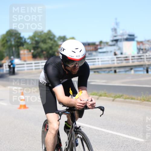 17.08.2025 - KN Förde Triathlon 2025 Yannick Fuchs http://msf.ph/oto/8625531 17.08.2025 12:49:23 Radfahren 413, 417, 423, 441, 419 meine-sportfotos.de