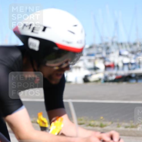 17.08.2025 - KN Förde Triathlon 2025 Yannick Fuchs http://msf.ph/oto/8625533 17.08.2025 12:49:23 Radfahren 413, 417, 423, 441, 419 meine-sportfotos.de