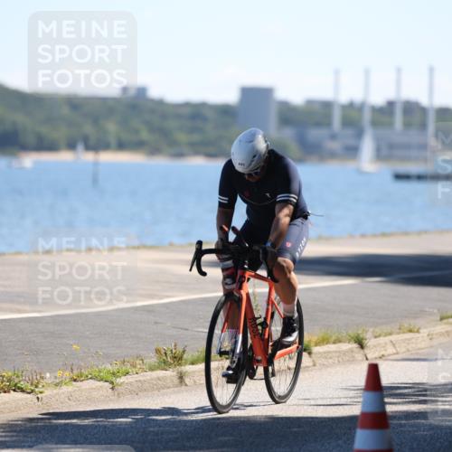 17.08.2025 - KN Förde Triathlon 2025 Yannick Fuchs http://msf.ph/oto/8625534 17.08.2025 12:49:26 Radfahren 413, 417, 423, 441, 419, 423 meine-sportfotos.de