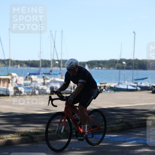 17.08.2025 - KN Förde Triathlon 2025 Yannick Fuchs http://msf.ph/oto/8625538 17.08.2025 12:49:27 Radfahren 413, 417, 441, 419, 423 meine-sportfotos.de