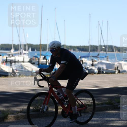 17.08.2025 - KN Förde Triathlon 2025 Yannick Fuchs http://msf.ph/oto/8625539 17.08.2025 12:49:27 Radfahren 413, 417, 441, 419, 423 meine-sportfotos.de