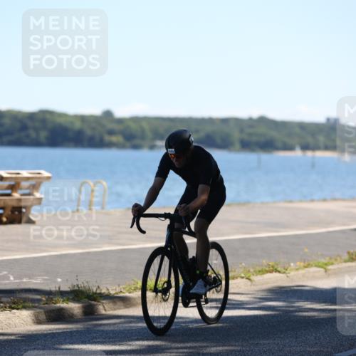 17.08.2025 - KN Förde Triathlon 2025 Yannick Fuchs http://msf.ph/oto/8625552 17.08.2025 12:49:39 Radfahren 424, 447, 413, 417 meine-sportfotos.de