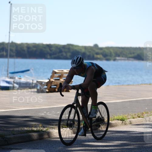17.08.2025 - KN Förde Triathlon 2025 Yannick Fuchs http://msf.ph/oto/8625573 17.08.2025 12:49:54 Radfahren 431, 457, 447 meine-sportfotos.de