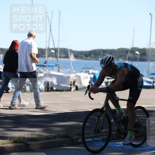 17.08.2025 - KN Förde Triathlon 2025 Yannick Fuchs http://msf.ph/oto/8625575 17.08.2025 12:49:55 Radfahren 431, 457, 447 meine-sportfotos.de