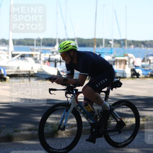 17.08.2025 - KN Förde Triathlon 2025 Yannick Fuchs http://msf.ph/oto/8625584 17.08.2025 12:49:59 Radfahren 431, 457 meine-sportfotos.de