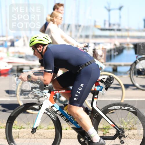 17.08.2025 - KN Förde Triathlon 2025 Yannick Fuchs http://msf.ph/oto/8625587 17.08.2025 12:50:00 Radfahren 431, 457 meine-sportfotos.de