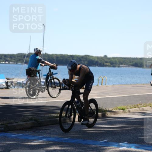 17.08.2025 - KN Förde Triathlon 2025 Yannick Fuchs http://msf.ph/oto/8625592 17.08.2025 12:50:12 Radfahren 408, 440, 442, 466 meine-sportfotos.de