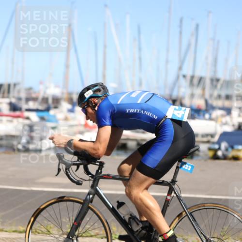 17.08.2025 - KN Förde Triathlon 2025 Yannick Fuchs http://msf.ph/oto/8625626 17.08.2025 12:50:28 Radfahren 395, 433, 450, 416, 440 meine-sportfotos.de