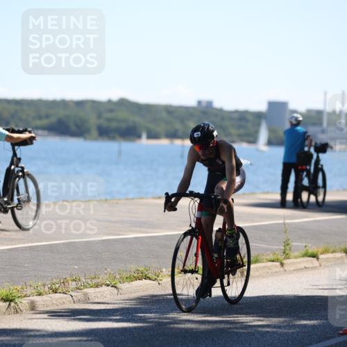 17.08.2025 - KN Förde Triathlon 2025 Yannick Fuchs http://msf.ph/oto/8625631 17.08.2025 12:50:33 Radfahren 395, 403, 439, 450, 433 meine-sportfotos.de