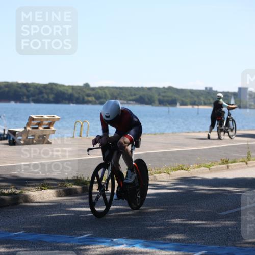 17.08.2025 - KN Förde Triathlon 2025 Yannick Fuchs http://msf.ph/oto/8625650 17.08.2025 12:50:39 Radfahren 403, 428, 439, 395, 450 meine-sportfotos.de