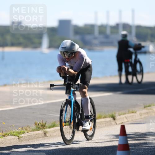 17.08.2025 - KN Förde Triathlon 2025 Yannick Fuchs http://msf.ph/oto/8625659 17.08.2025 12:50:45 Radfahren 428, 403, 439 meine-sportfotos.de