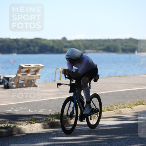 17.08.2025 - KN Förde Triathlon 2025 Yannick Fuchs http://msf.ph/oto/8625661 17.08.2025 12:50:46 Radfahren 428, 403, 439 meine-sportfotos.de