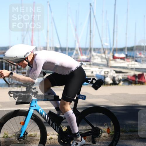 17.08.2025 - KN Förde Triathlon 2025 Yannick Fuchs http://msf.ph/oto/8625667 17.08.2025 12:50:47 Radfahren 428, 403, 439 meine-sportfotos.de