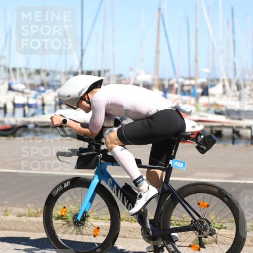 17.08.2025 - KN Förde Triathlon 2025 Yannick Fuchs http://msf.ph/oto/8625669 17.08.2025 12:50:47 Radfahren 428, 403, 439 meine-sportfotos.de