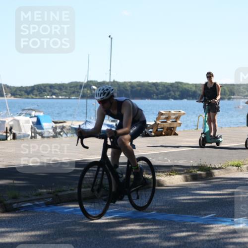 17.08.2025 - KN Förde Triathlon 2025 Yannick Fuchs http://msf.ph/oto/8625684 17.08.2025 12:51:08 Radfahren 424, 425, 446, 447, 454, 464, 441, 456 meine-sportfotos.de