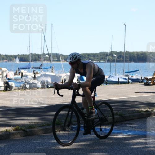 17.08.2025 - KN Förde Triathlon 2025 Yannick Fuchs http://msf.ph/oto/8625685 17.08.2025 12:51:08 Radfahren 424, 425, 446, 447, 454, 464, 441, 456 meine-sportfotos.de
