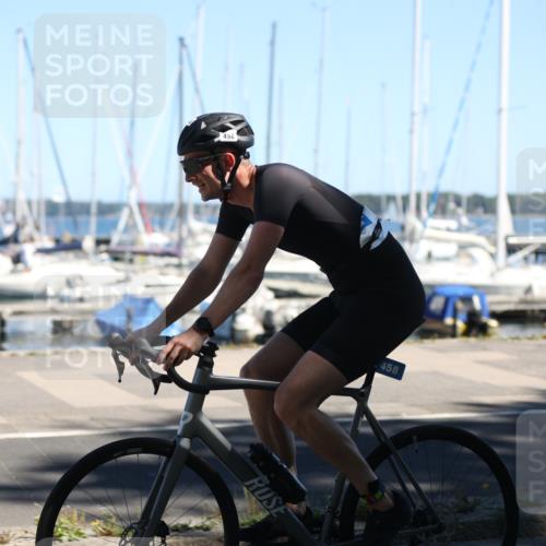 17.08.2025 - KN Förde Triathlon 2025 Yannick Fuchs http://msf.ph/oto/8625718 17.08.2025 12:51:39 Radfahren 430, 434, 458, 408, 431, 445, 457, 466 meine-sportfotos.de