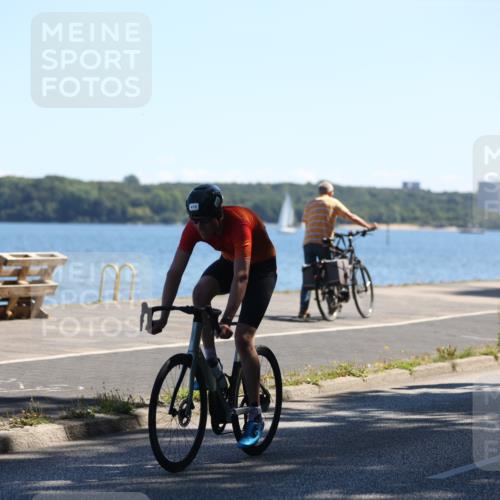 17.08.2025 - KN Förde Triathlon 2025 Yannick Fuchs http://msf.ph/oto/8625753 17.08.2025 12:52:15 Radfahren 395, 428, 437, 448, 472, 450 meine-sportfotos.de
