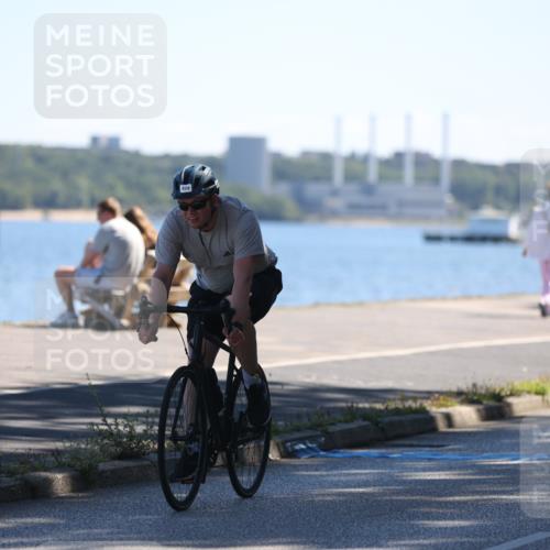 17.08.2025 - KN Förde Triathlon 2025 Yannick Fuchs http://msf.ph/oto/8625767 17.08.2025 12:52:46 Radfahren 402, 404, 426, 446, 460, 464 meine-sportfotos.de