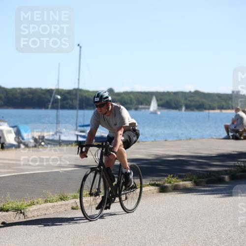 17.08.2025 - KN Förde Triathlon 2025 Yannick Fuchs http://msf.ph/oto/8625768 17.08.2025 12:52:47 Radfahren 402, 404, 426, 445, 446, 460, 464, 426 meine-sportfotos.de