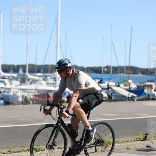 17.08.2025 - KN Förde Triathlon 2025 Yannick Fuchs http://msf.ph/oto/8625770 17.08.2025 12:52:48 Radfahren 402, 404, 445, 446, 460, 464, 426 meine-sportfotos.de