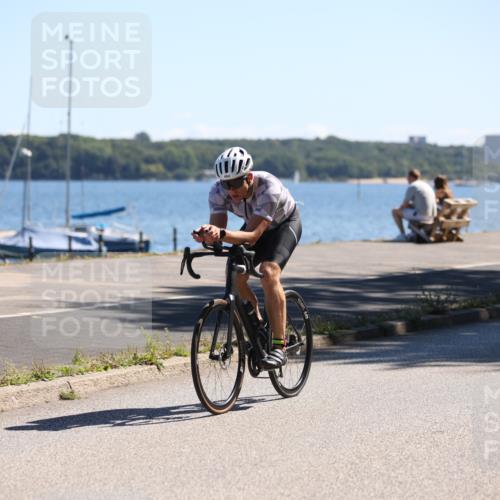 17.08.2025 - KN Förde Triathlon 2025 Yannick Fuchs http://msf.ph/oto/8625779 17.08.2025 12:52:55 Radfahren 402, 445, 460, 404, 446, 464 meine-sportfotos.de