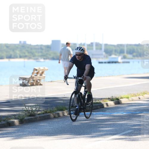 17.08.2025 - KN Förde Triathlon 2025 Yannick Fuchs http://msf.ph/oto/8625803 17.08.2025 12:53:25 Radfahren 411, 430, 435, 436, 461, 473, 476, 509, 458 meine-sportfotos.de