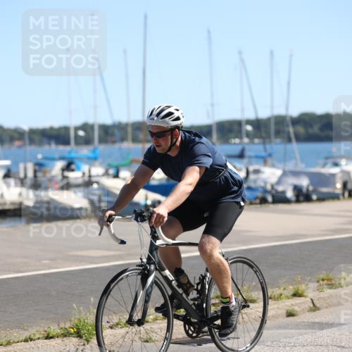 17.08.2025 - KN Förde Triathlon 2025 Yannick Fuchs http://msf.ph/oto/8625807 17.08.2025 12:53:26 Radfahren 411, 430, 435, 436, 461, 473, 476, 509 meine-sportfotos.de