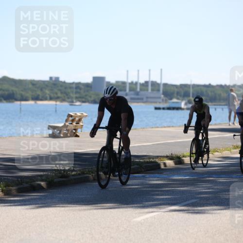 17.08.2025 - KN Förde Triathlon 2025 Yannick Fuchs http://msf.ph/oto/8625838 17.08.2025 12:53:41 Radfahren 418, 432, 452, 465, 472, 493, 401, 471, 476 meine-sportfotos.de