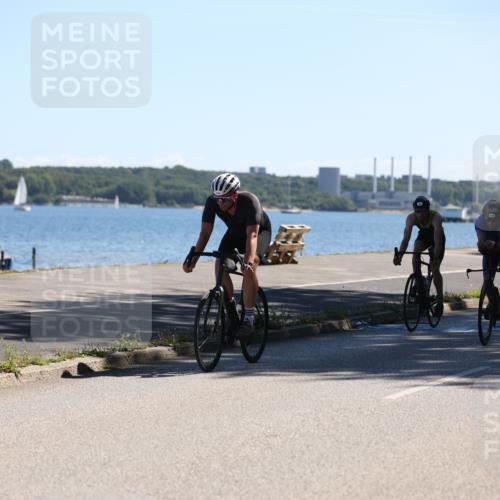 17.08.2025 - KN Förde Triathlon 2025 Yannick Fuchs http://msf.ph/oto/8625839 17.08.2025 12:53:41 Radfahren 418, 432, 452, 465, 472, 493, 401, 471, 476 meine-sportfotos.de
