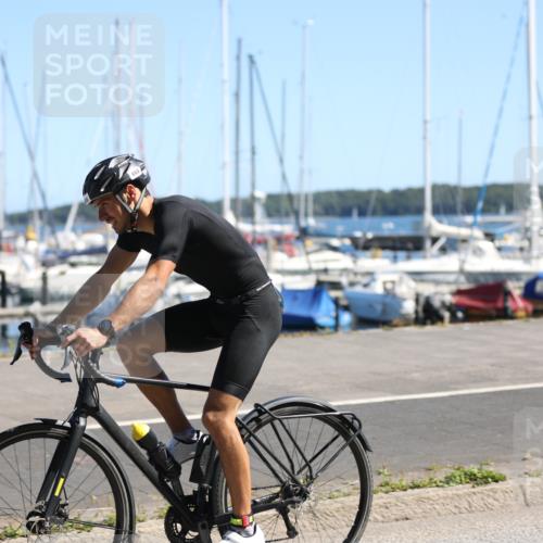 17.08.2025 - KN Förde Triathlon 2025 Yannick Fuchs http://msf.ph/oto/8625851 17.08.2025 12:53:47 Radfahren 437, 452, 465, 418, 432, 452, 465, 472, 493 meine-sportfotos.de