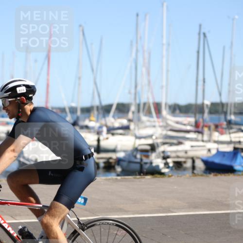 17.08.2025 - KN Förde Triathlon 2025 Yannick Fuchs http://msf.ph/oto/8625875 17.08.2025 12:54:20 Radfahren 402, 409, 412, 453, 460, 470, 479, 398, 409, 459, 475 meine-sportfotos.de