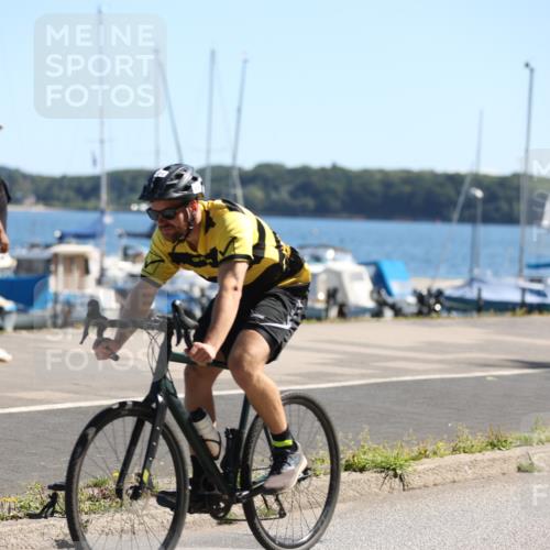 17.08.2025 - KN Förde Triathlon 2025 Yannick Fuchs http://msf.ph/oto/8625878 17.08.2025 12:54:21 Radfahren 402, 412, 453, 460, 470, 479, 398, 409, 459, 475 meine-sportfotos.de