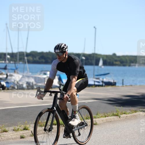 17.08.2025 - KN Förde Triathlon 2025 Yannick Fuchs http://msf.ph/oto/8625879 17.08.2025 12:54:22 Radfahren 402, 412, 453, 460, 470, 479, 398, 409, 412, 453, 459, 470, 475 meine-sportfotos.de