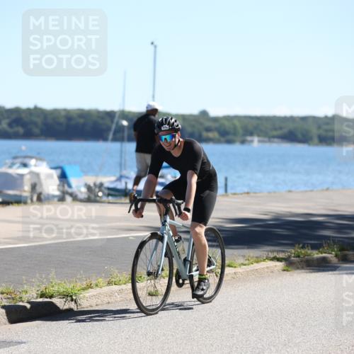 17.08.2025 - KN Förde Triathlon 2025 Yannick Fuchs http://msf.ph/oto/8625886 17.08.2025 12:54:31 Radfahren 426, 479, 402, 460, 479 meine-sportfotos.de