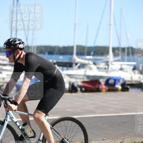 17.08.2025 - KN Förde Triathlon 2025 Yannick Fuchs http://msf.ph/oto/8625891 17.08.2025 12:54:31 Radfahren 426, 479, 402, 460, 479 meine-sportfotos.de