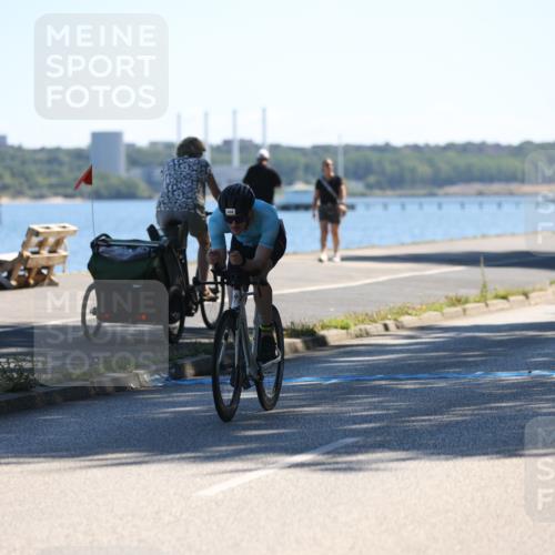 17.08.2025 - KN Förde Triathlon 2025 Yannick Fuchs http://msf.ph/oto/8625922 17.08.2025 12:55:25 Radfahren 406, 421, 465 meine-sportfotos.de